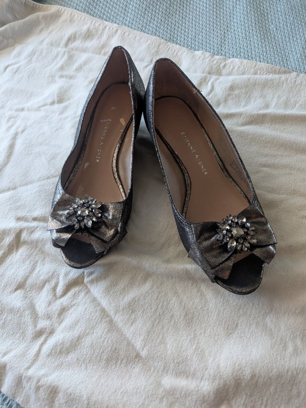 Vintage Etienne Aigner  party shoe with jeweled bow- size 7 - "Olivia"   NWOT